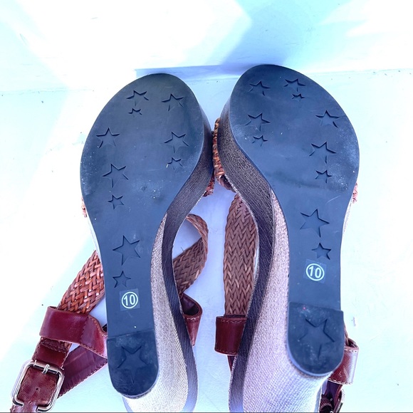 Bucco Wedge Shoe 10 - Picture 5 of 5